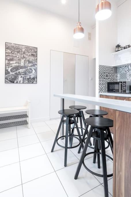 Wyjatkowy Apartament Na Rynku Wrocław Eksteriør bilde