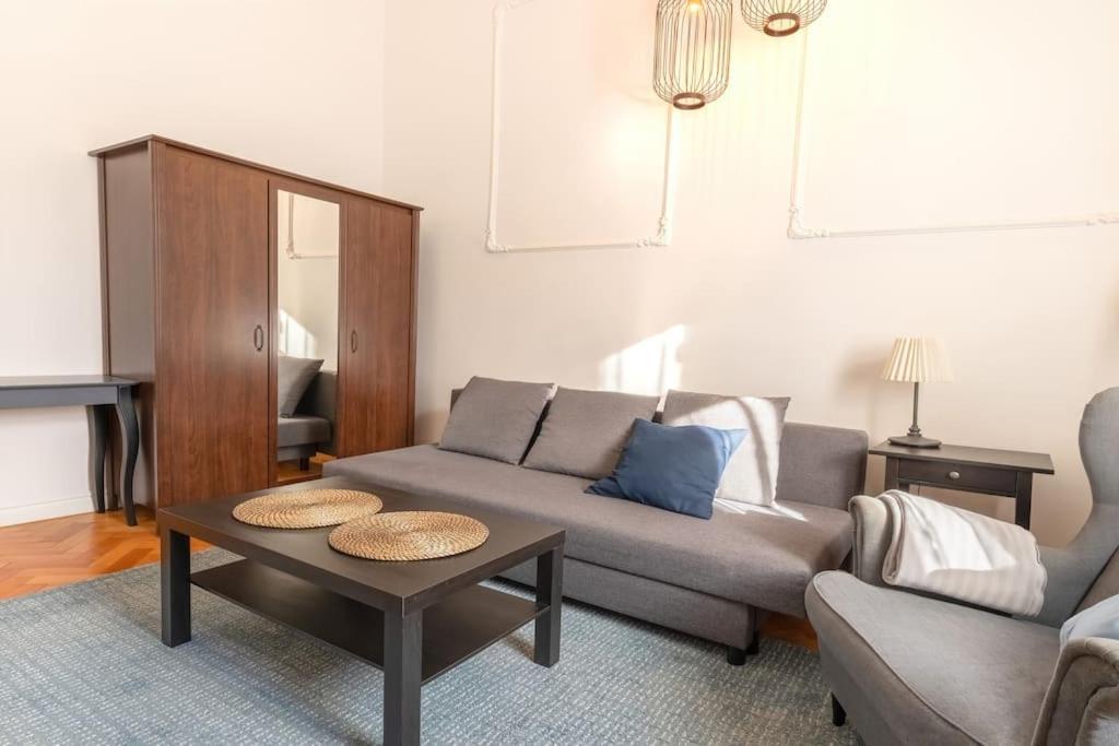 Wyjatkowy Apartament Na Rynku Wrocław Eksteriør bilde